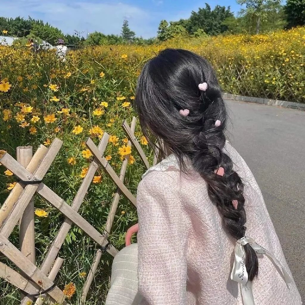莫茜